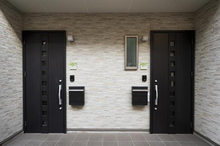 À votre service pour l’installation de portes d'entrée à Morangis